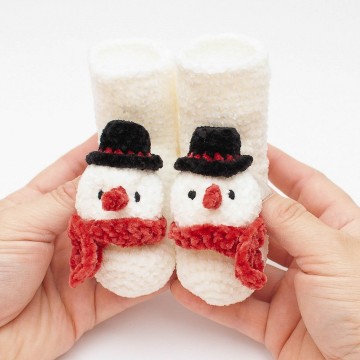 Baby sokjes sneeuwpop